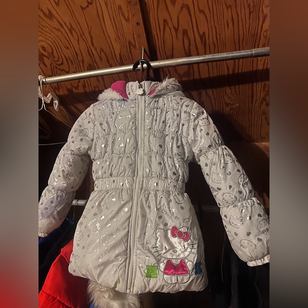 Hello kitty puffer jacket